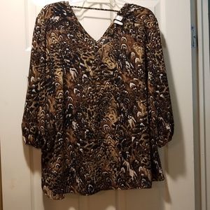 Animal print v-neck